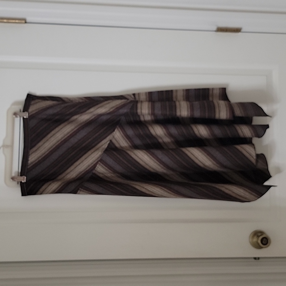 Zara Basic Size 4 Tan, Black, Gray, Burgundy Wool Blend Skirt, Exc. Used Cond.